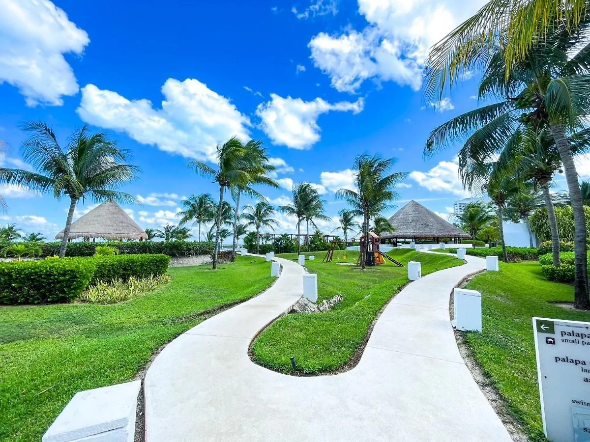 Punta Me Luxury Apartments Ocean View & Beach Front Cancun