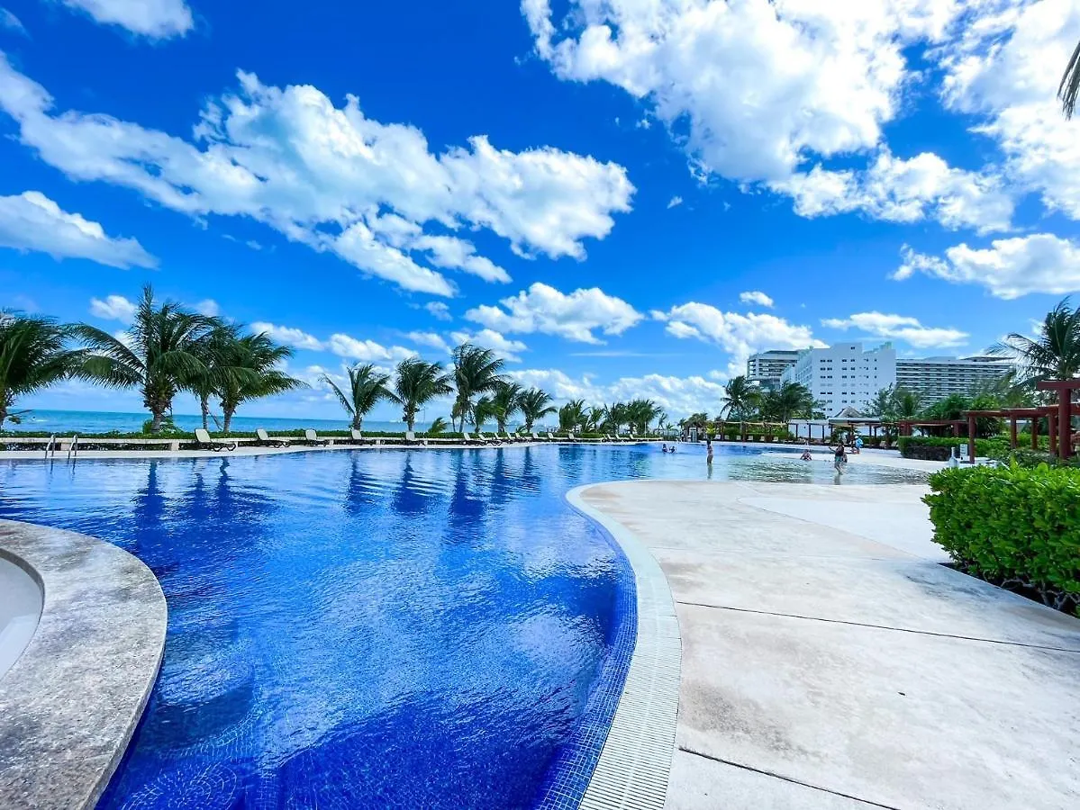 Punta Me Luxury Apartments Ocean View & Beach Front Cancun Mexico
