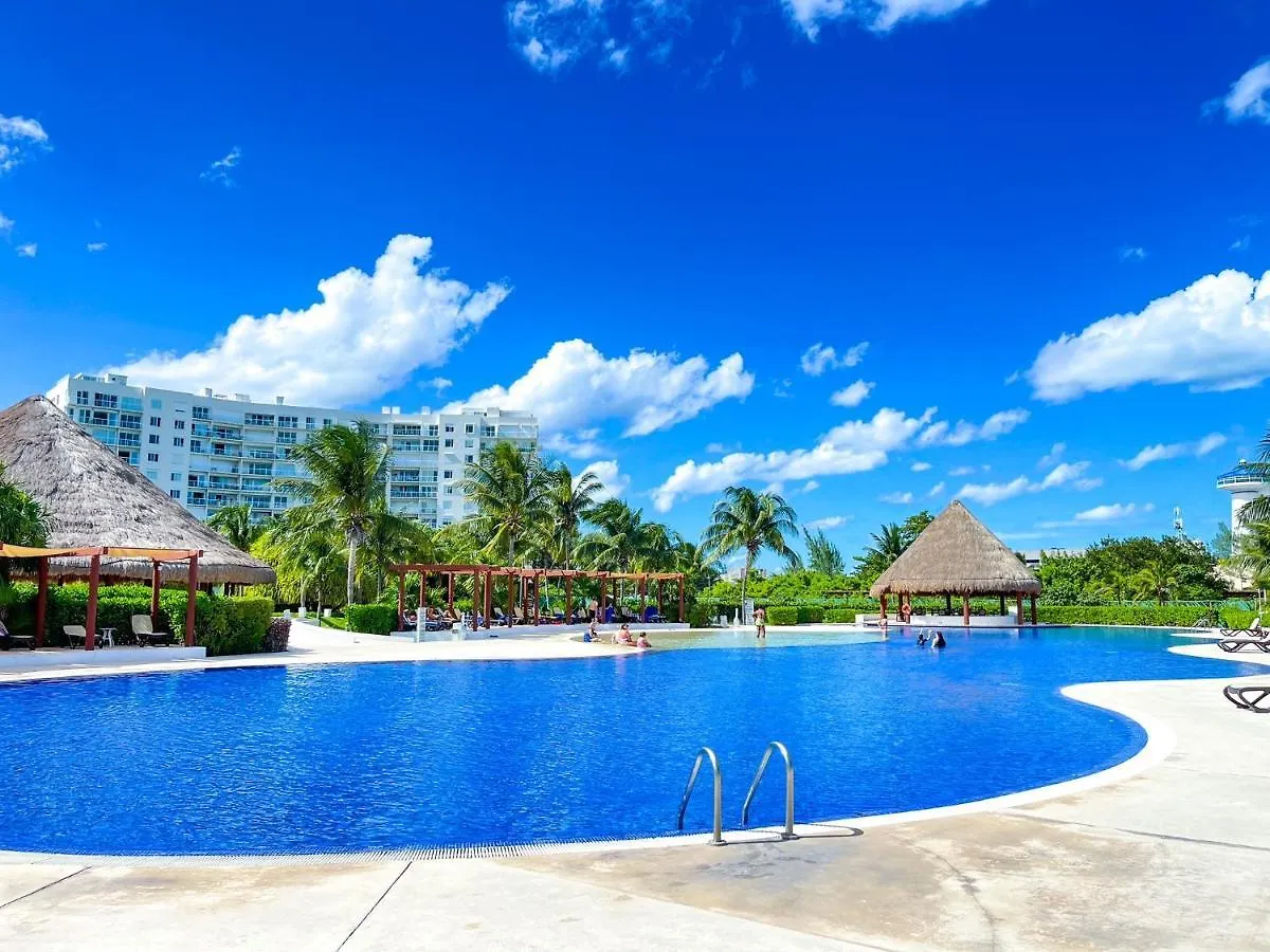 Punta Me Luxury Apartments Ocean View & Beach Front Cancun