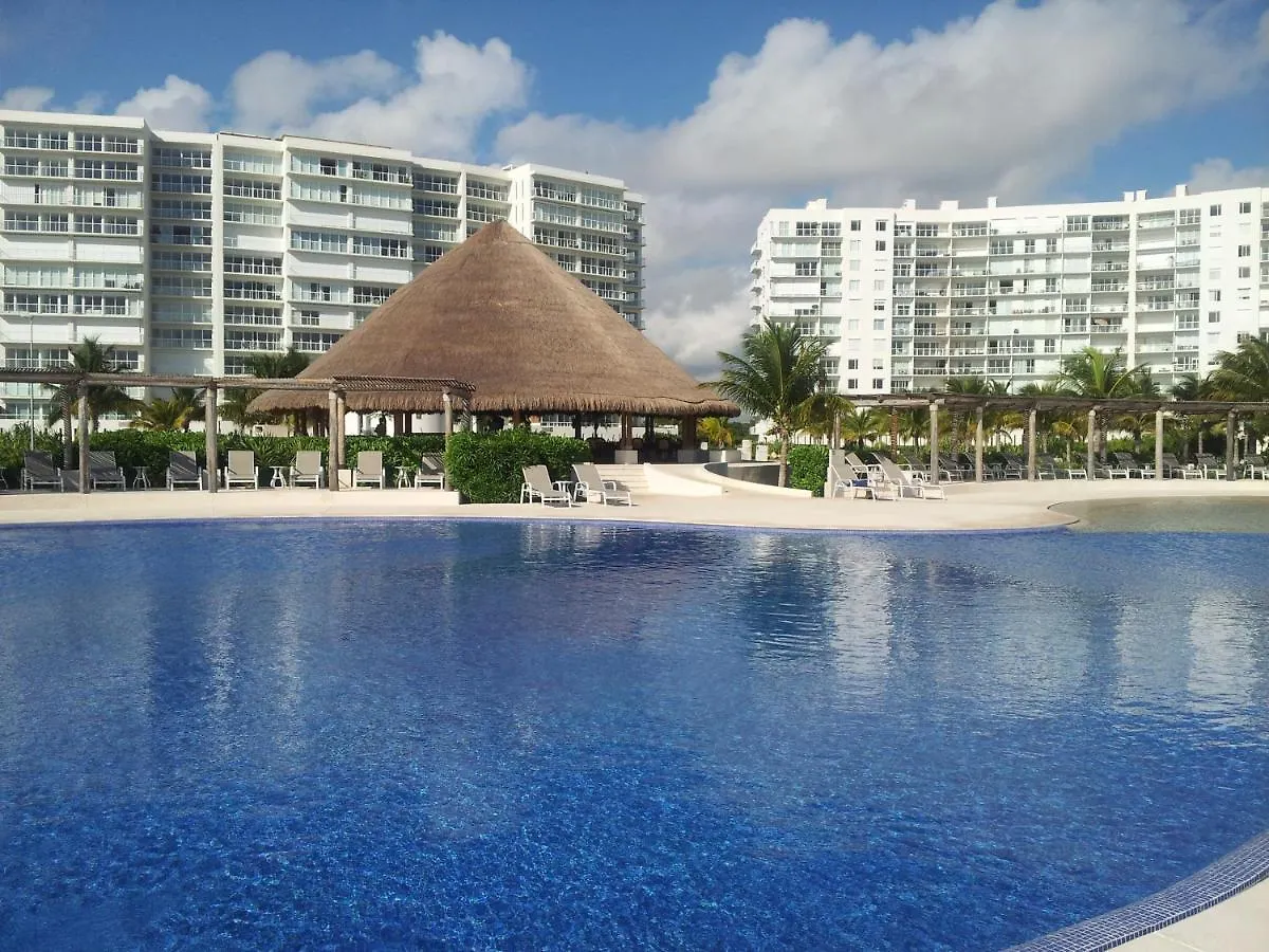 Punta Me Luxury Apartments Ocean View & Beach Front Cancun